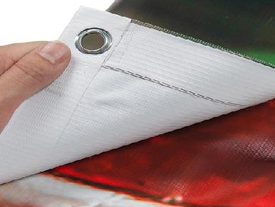 都安喷绘和刀刮布的工艺区别。